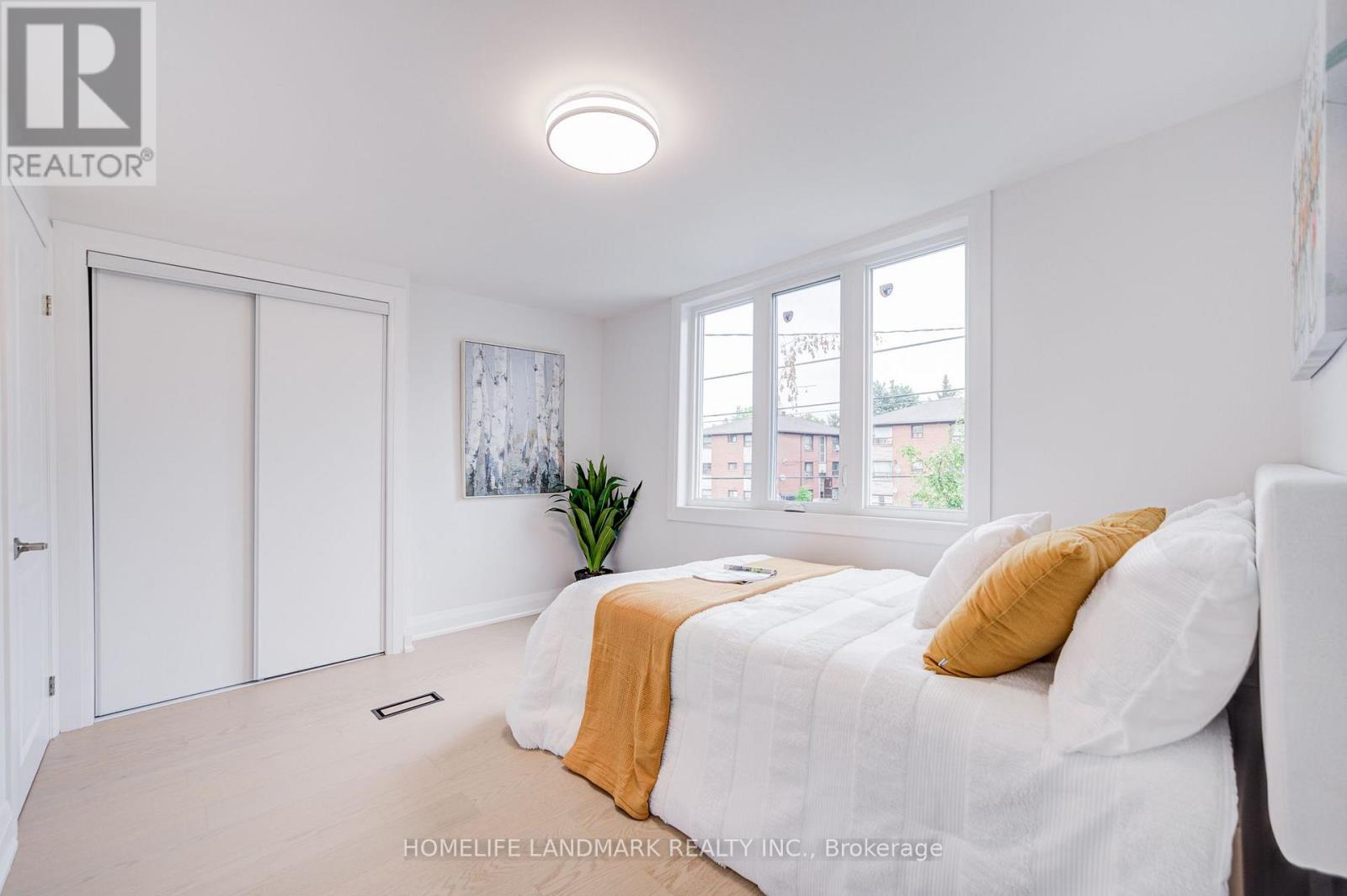430 Pharmacy Avenue, Toronto, Ontario  M1L 3G6 - Photo 19 - E13653430