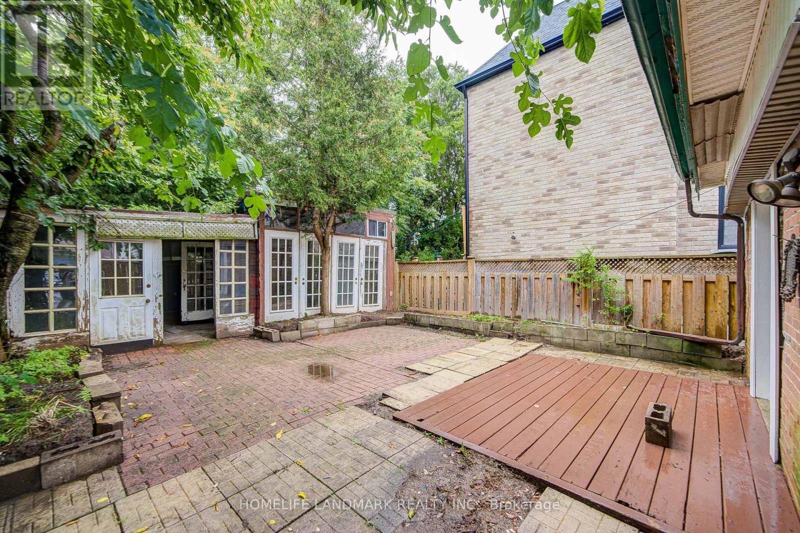 430 Pharmacy Avenue, Toronto, Ontario  M1L 3G6 - Photo 27 - E13653430