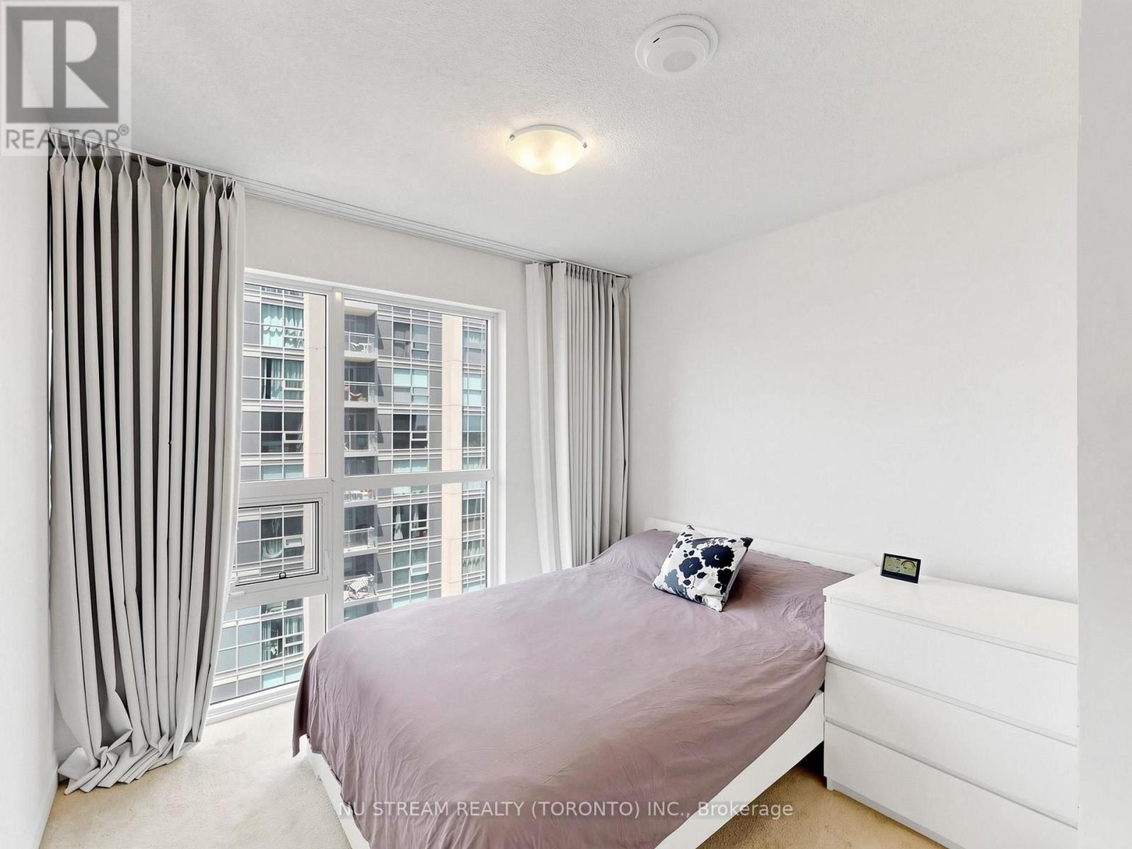 2209 - 20 Meadowglen Place, Toronto, Ontario  M1G 0A9 - Photo 12 - E13653432