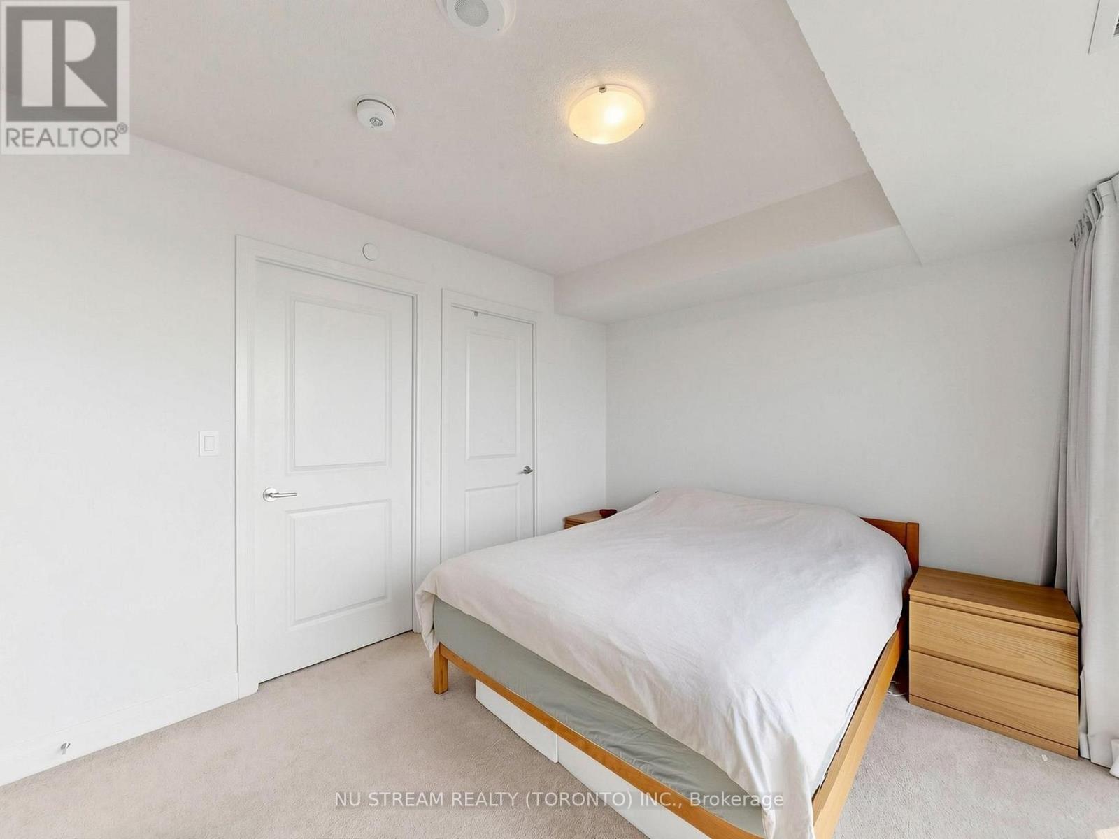 2209 - 20 Meadowglen Place, Toronto, Ontario  M1G 0A9 - Photo 8 - E13653432