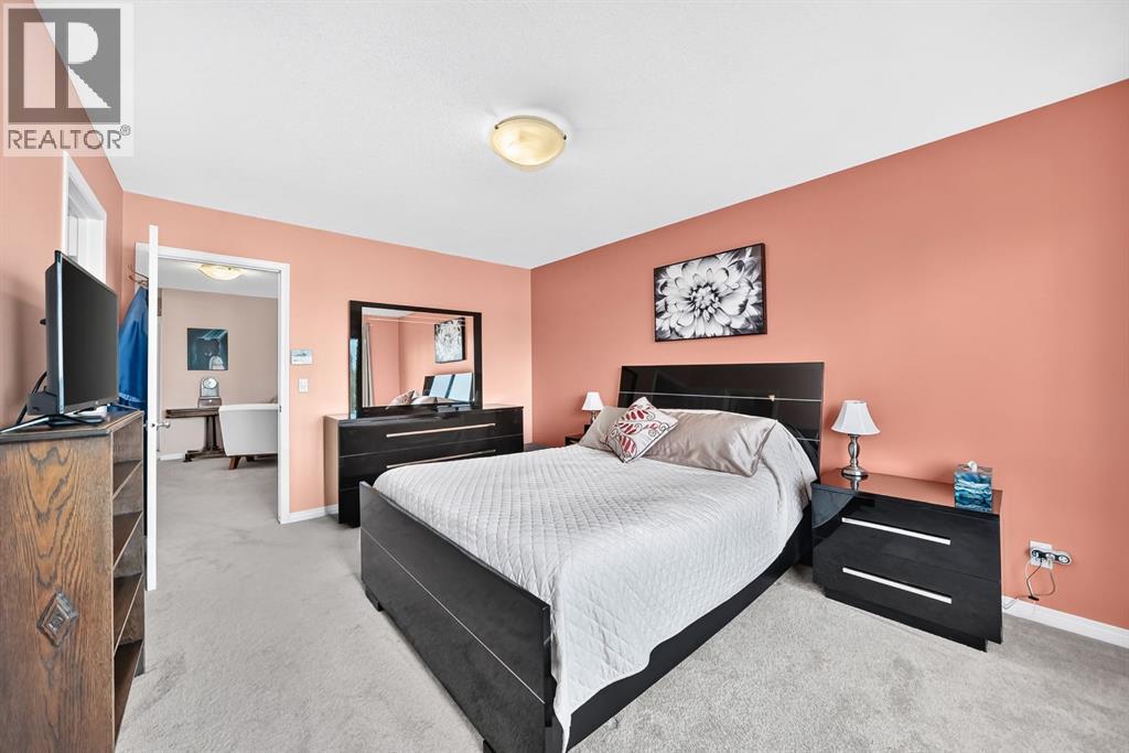 43 Rockmont Court NW, Calgary, Alberta  T3G 5V8 - Photo 25 - A2327705