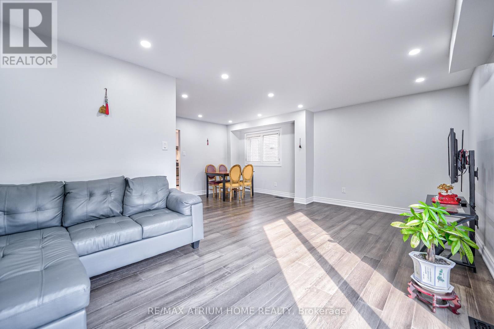 61 Trothen Circle, Markham, Ontario  L3P 4H3 - Photo 17 - N13653446