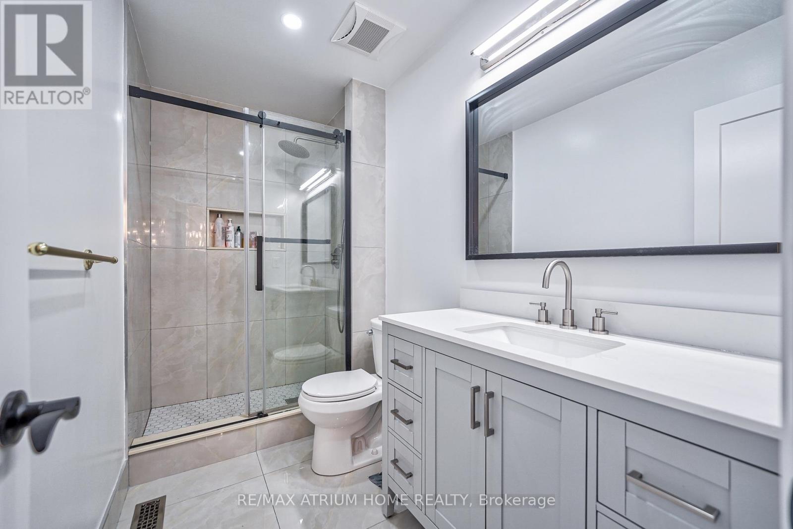 61 Trothen Circle, Markham, Ontario  L3P 4H3 - Photo 29 - N13653446