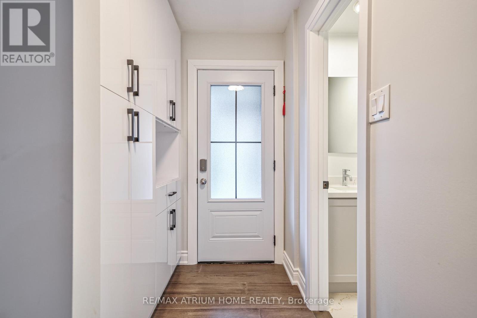61 Trothen Circle, Markham, Ontario  L3P 4H3 - Photo 4 - N13653446