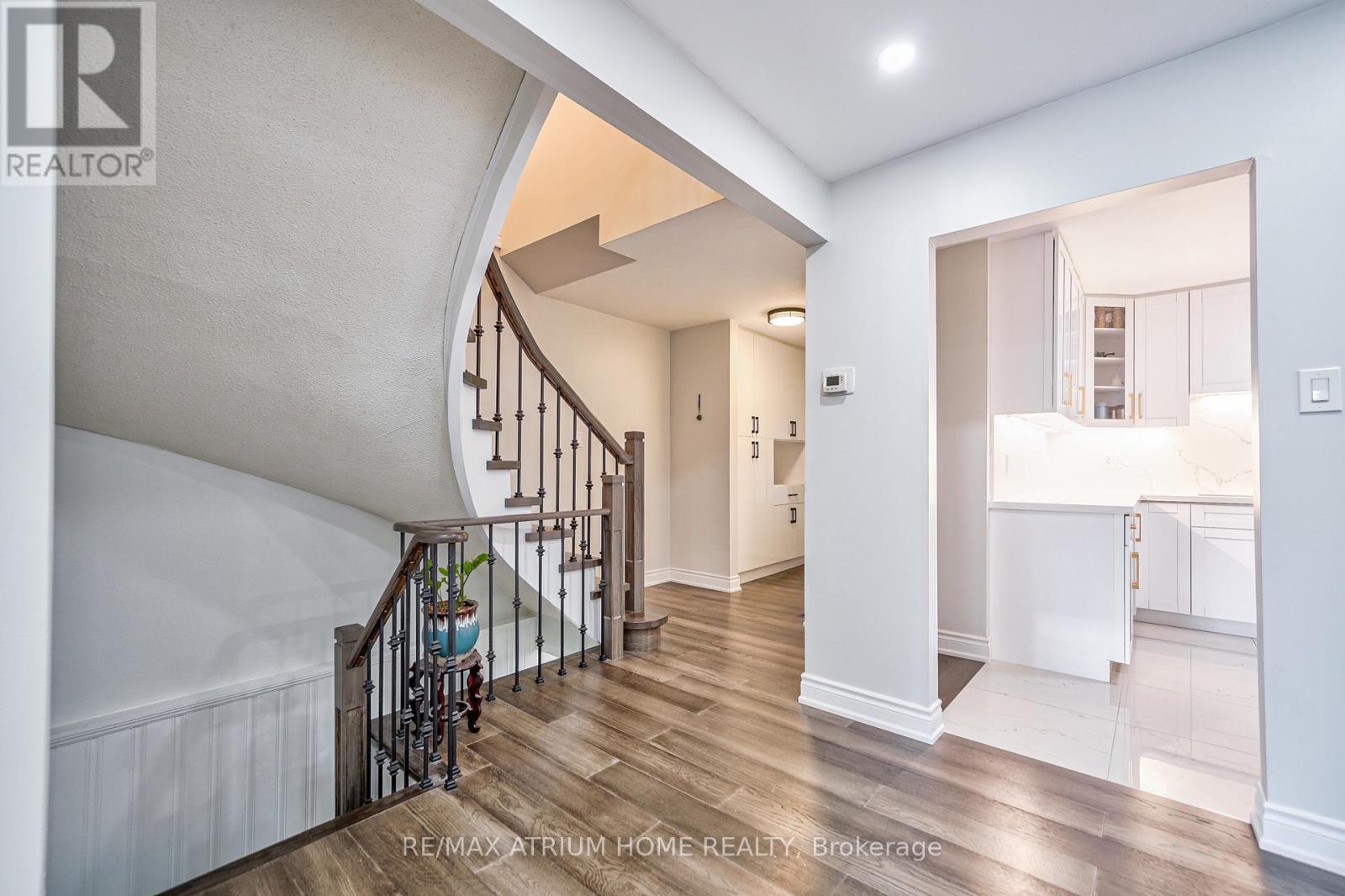 61 Trothen Circle, Markham, Ontario  L3P 4H3 - Photo 8 - N13653446