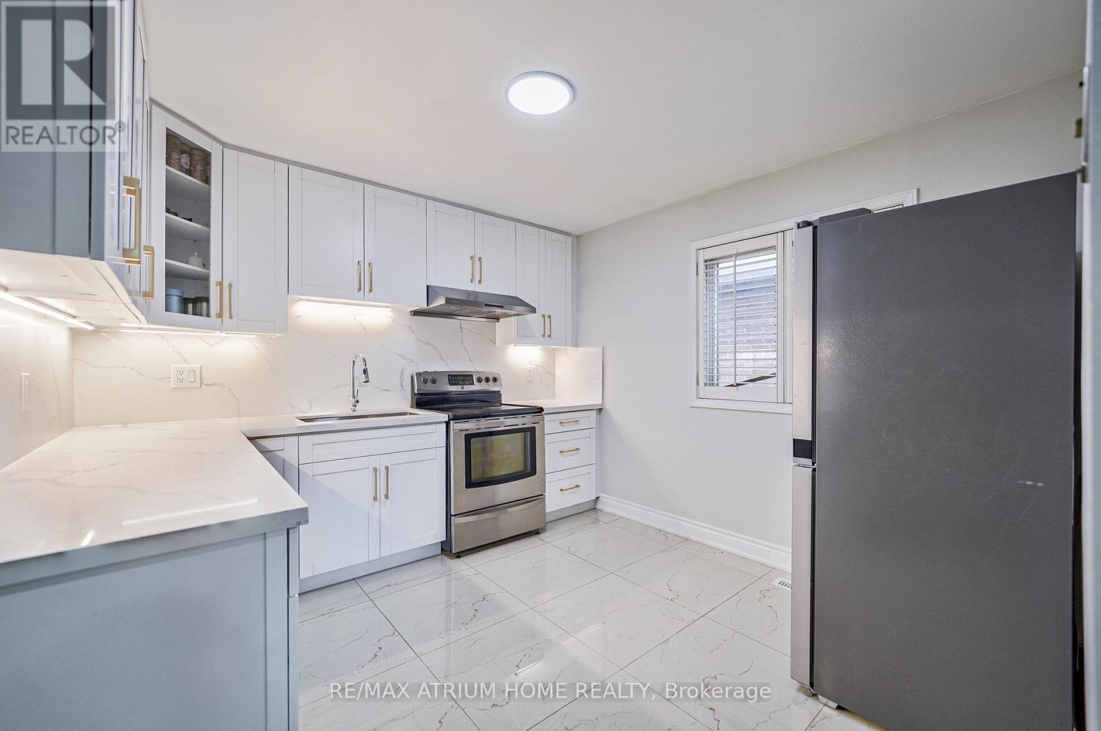 61 Trothen Circle, Markham, Ontario  L3P 4H3 - Photo 9 - N13653446