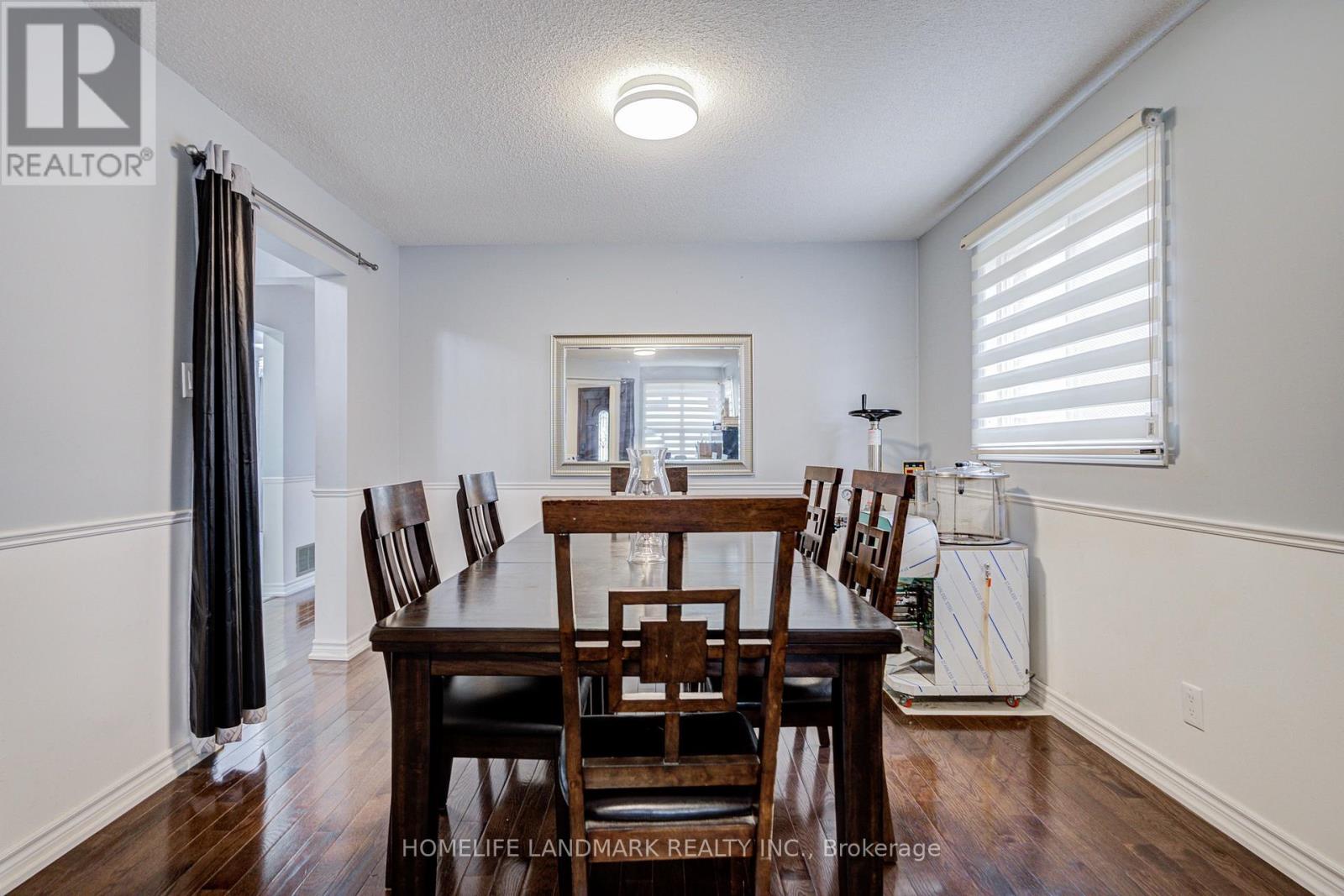 35 Royal Palm Drive, Vaughan, Ontario  L4J 5R4 - Photo 6 - N13653454