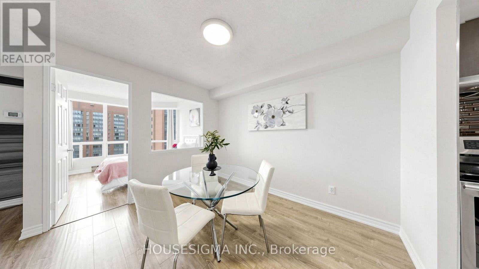 1815 - 155 Hillcrest Avenue, Mississauga, Ontario L5B 3Z2 - Photo 11 - W13653412