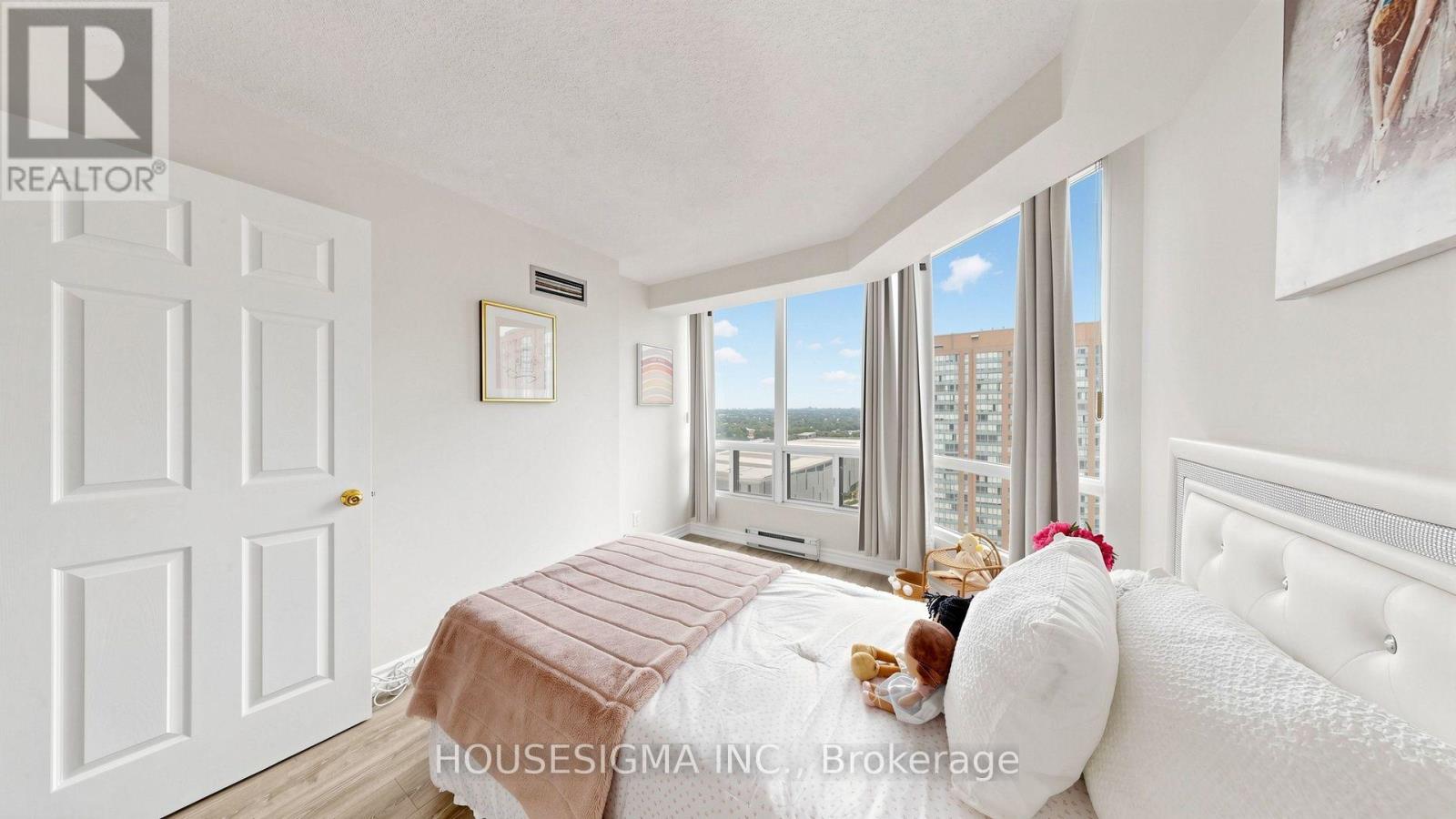 1815 - 155 Hillcrest Avenue, Mississauga, Ontario L5B 3Z2 - Photo 14 - W13653412