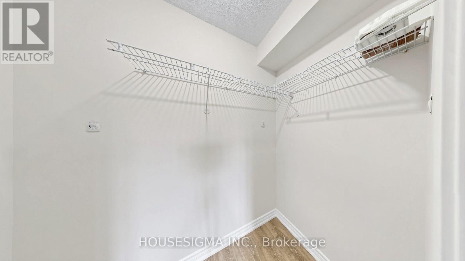 1815 - 155 Hillcrest Avenue, Mississauga, Ontario L5B 3Z2 - Photo 23 - W13653412