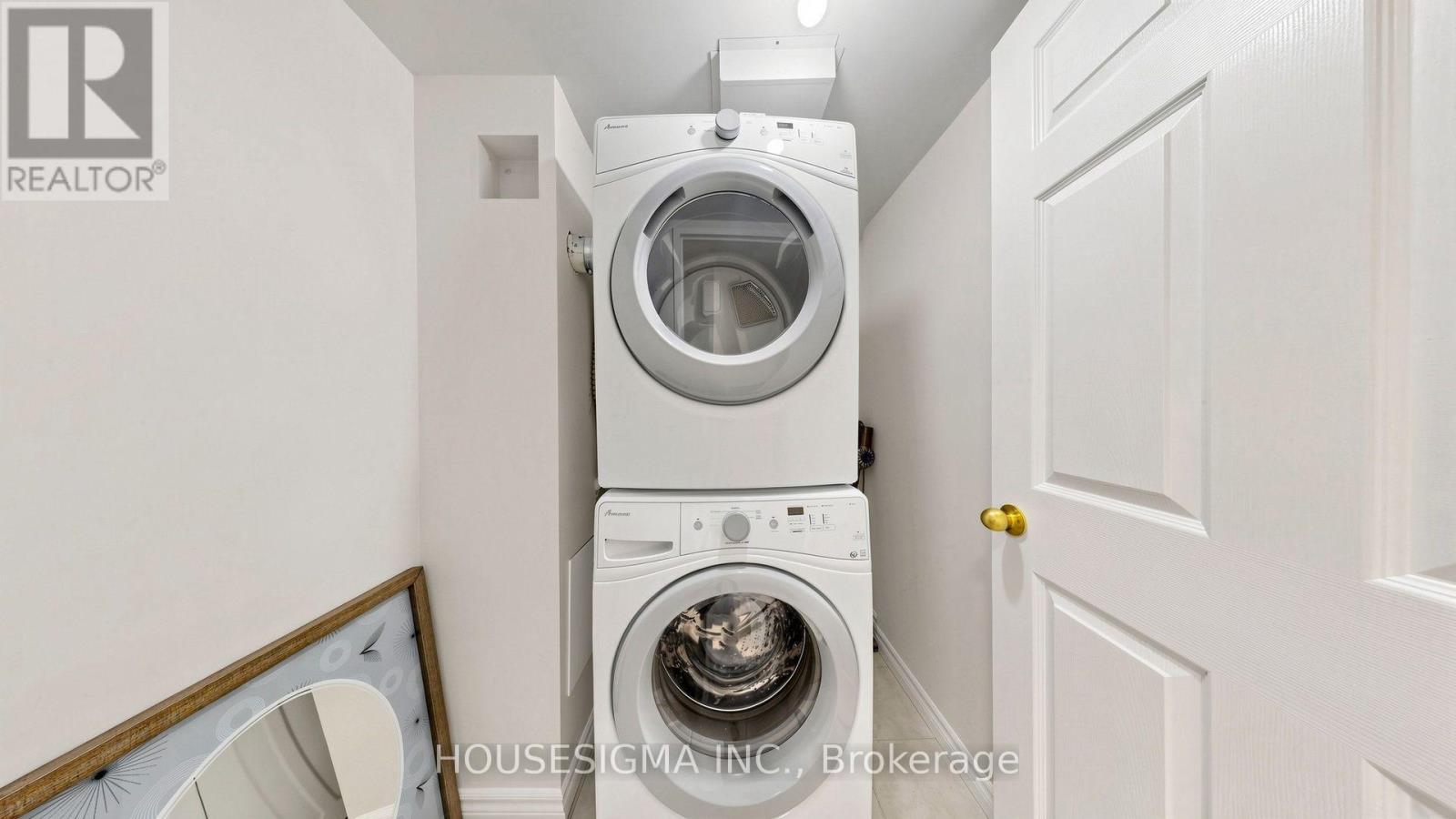 1815 - 155 Hillcrest Avenue, Mississauga, Ontario L5B 3Z2 - Photo 25 - W13653412