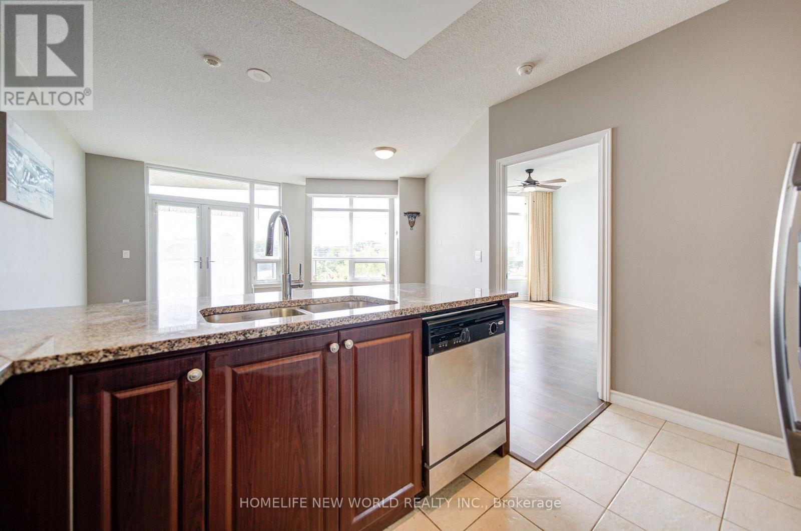 304 - 1135 Royal York Road, Toronto, Ontario  M9A 0C3 - Photo 18 - W13653418