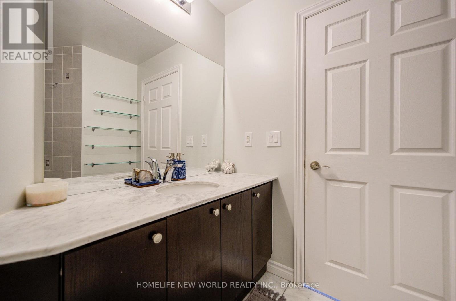 304 - 1135 Royal York Road, Toronto, Ontario  M9A 0C3 - Photo 21 - W13653418