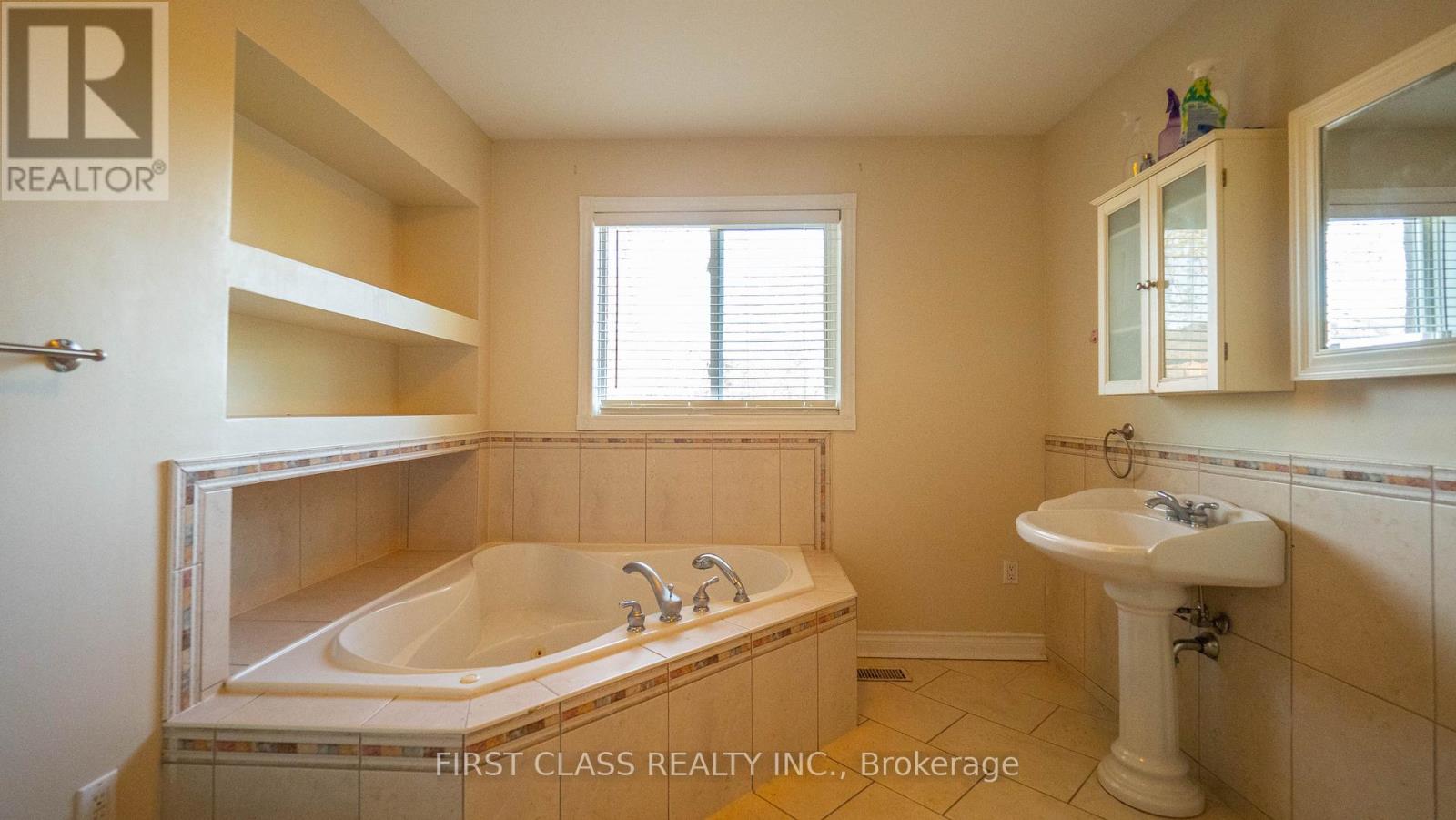 13 Princess Street, Mississauga, Ontario  L5M 1Z8 - Photo 25 - W13653434
