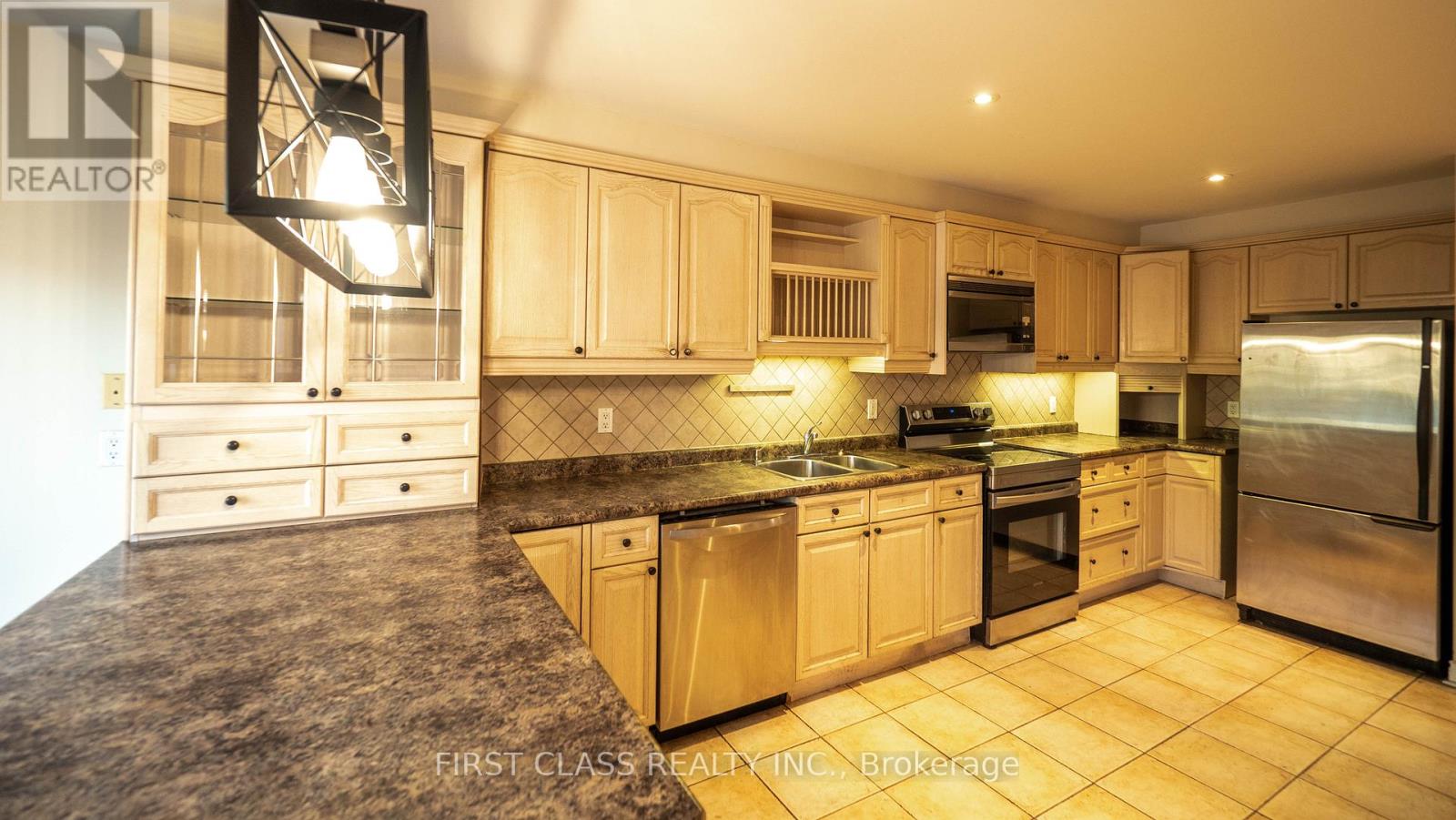 13 Princess Street, Mississauga, Ontario  L5M 1Z8 - Photo 8 - W13653434