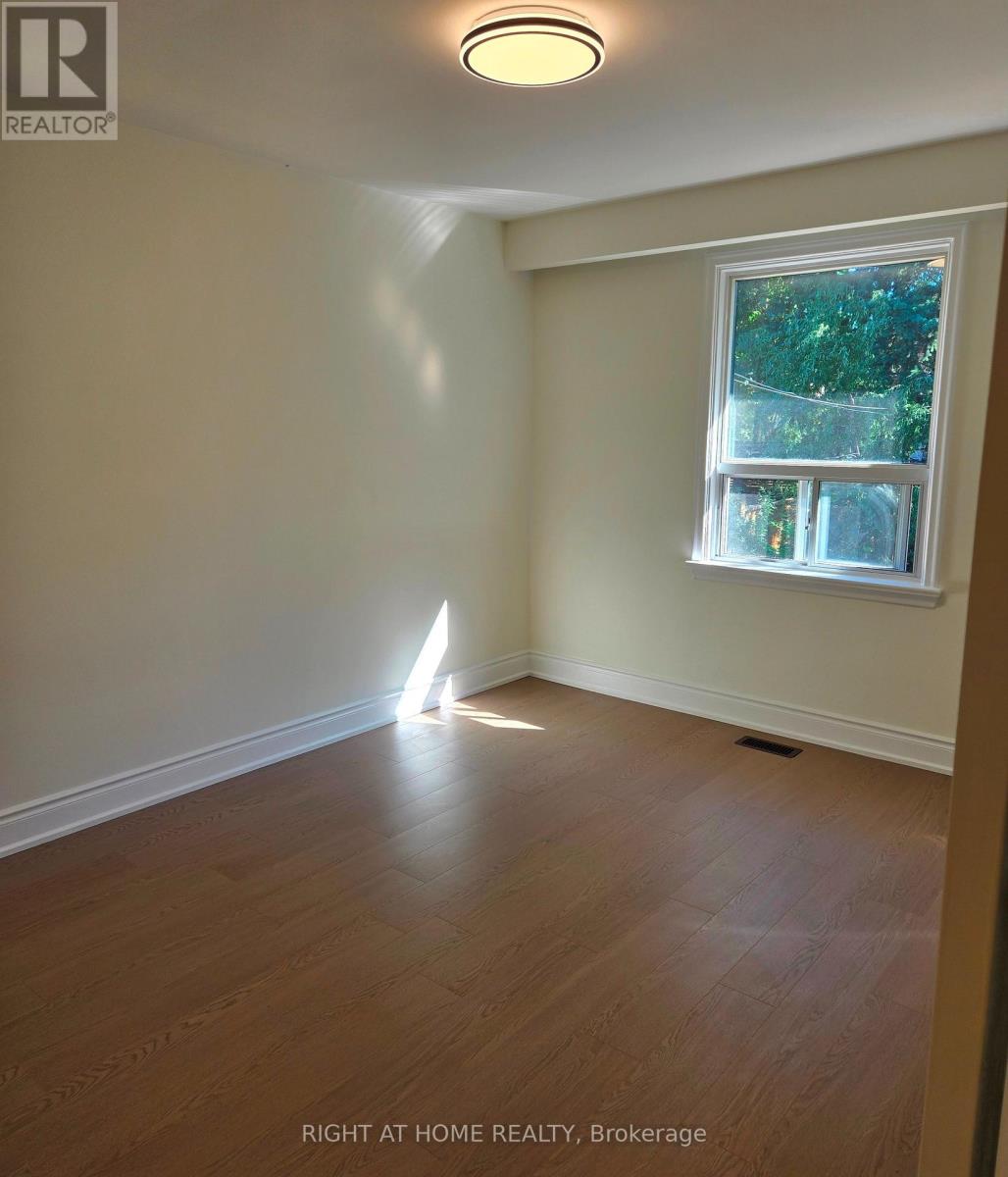 8 Northampton Drive, Toronto, Ontario  M9B 4S6 - Photo 20 - W13653436