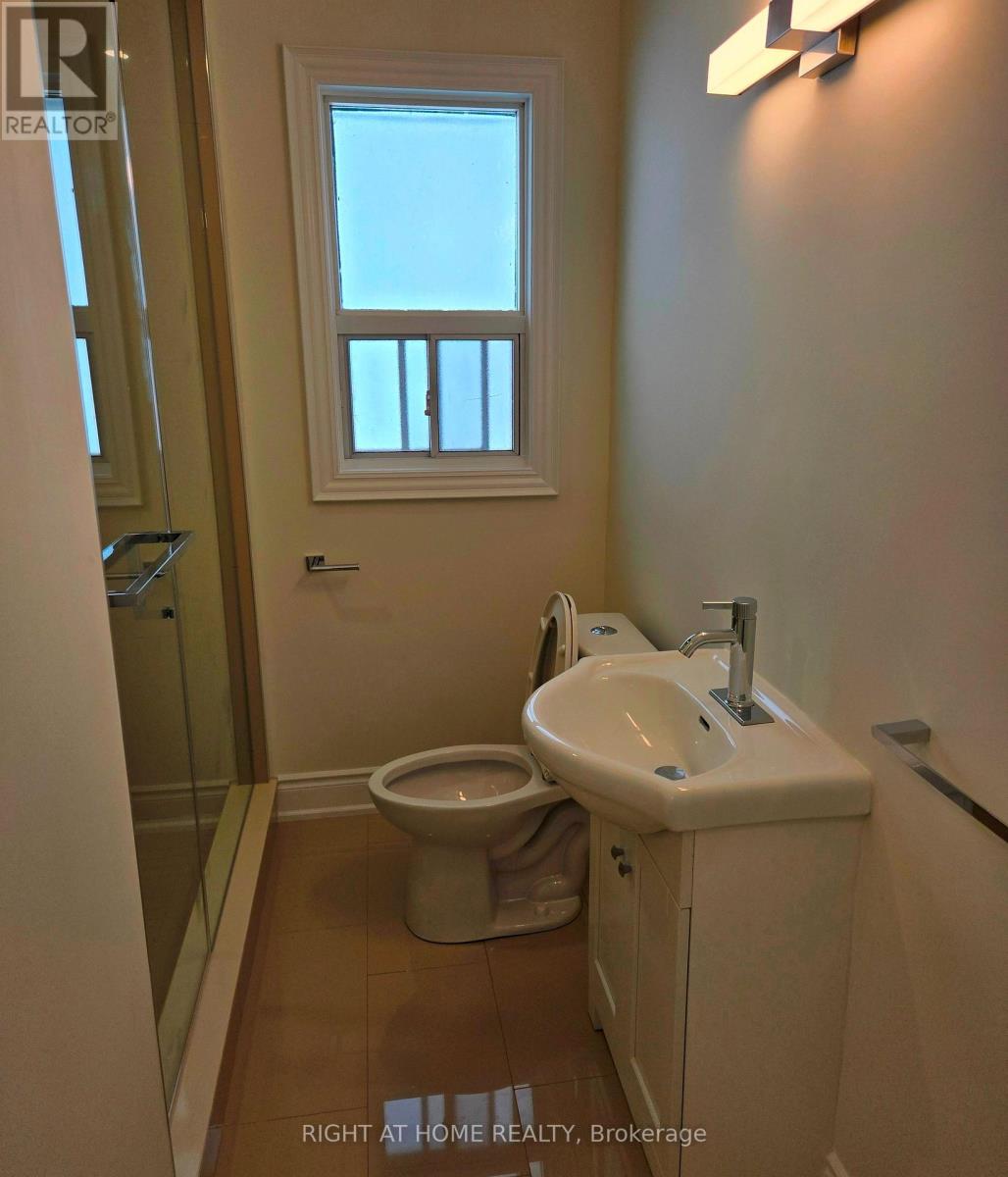 8 Northampton Drive, Toronto, Ontario  M9B 4S6 - Photo 24 - W13653436