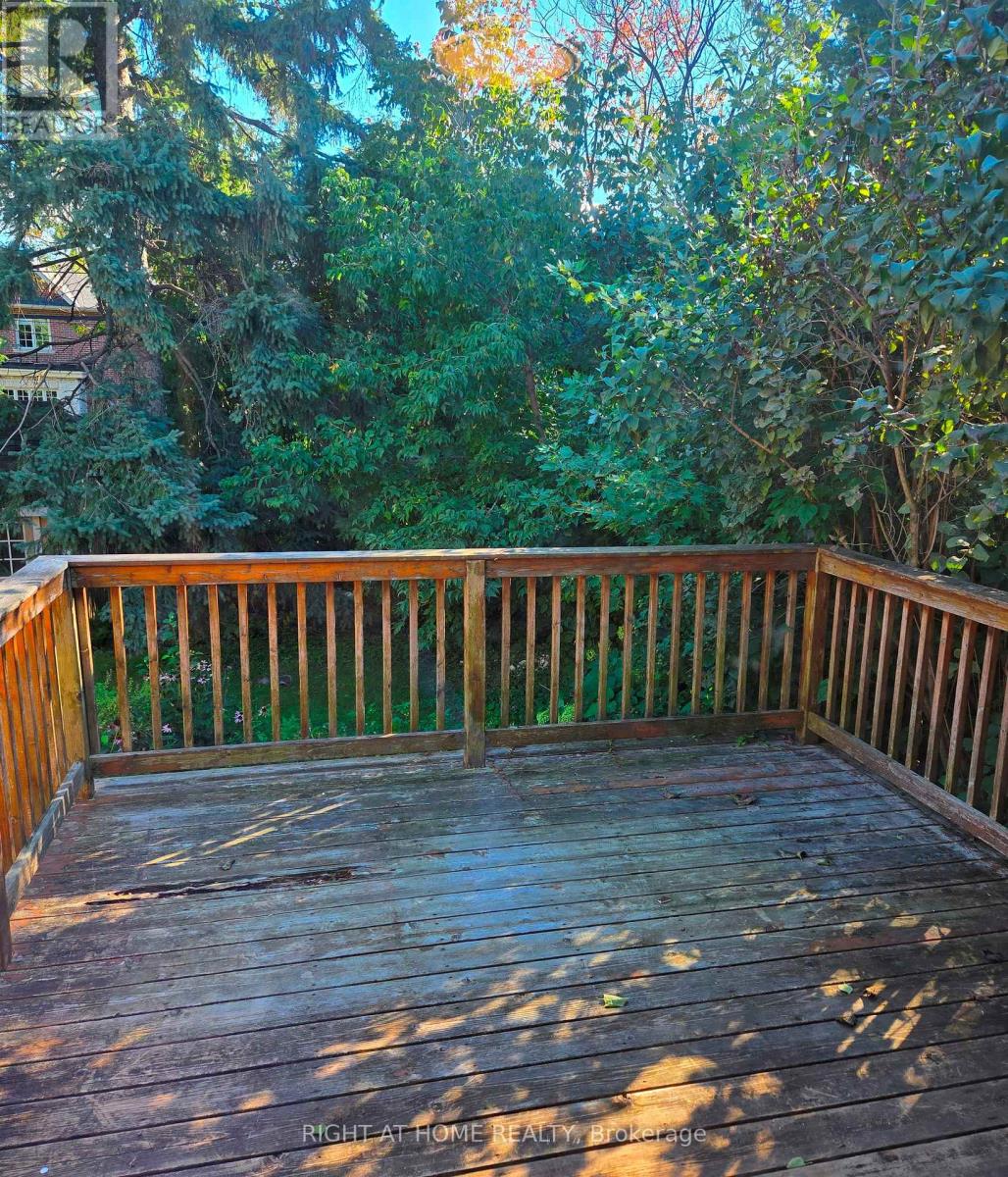 8 Northampton Drive, Toronto, Ontario  M9B 4S6 - Photo 27 - W13653436