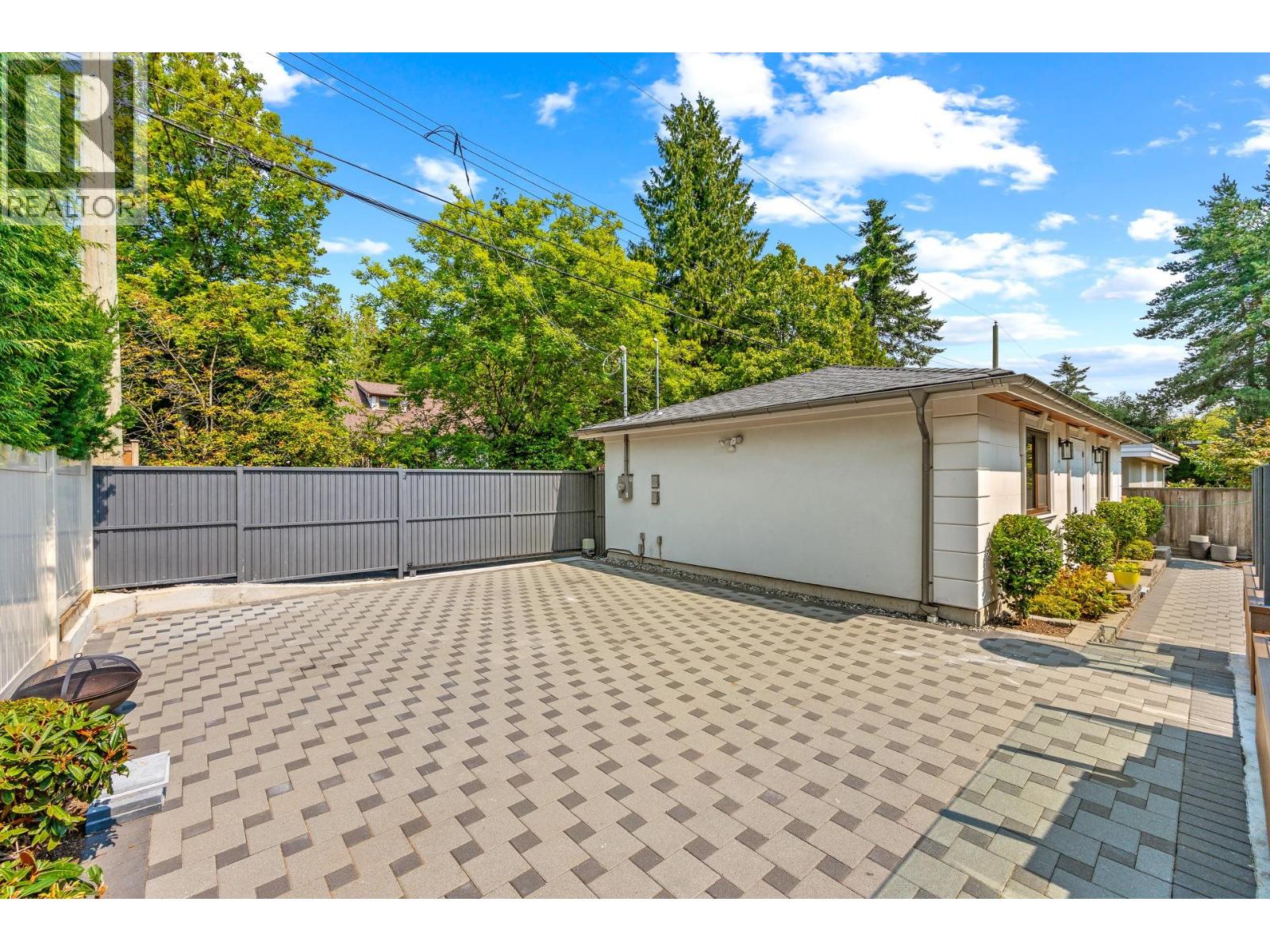 2867 W 44th Avenue, Vancouver, British Columbia  V6N 3K1 - Photo 35 - R3085651