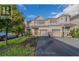 118 LARAMIE CRESCENT, Ottawa, Ontario