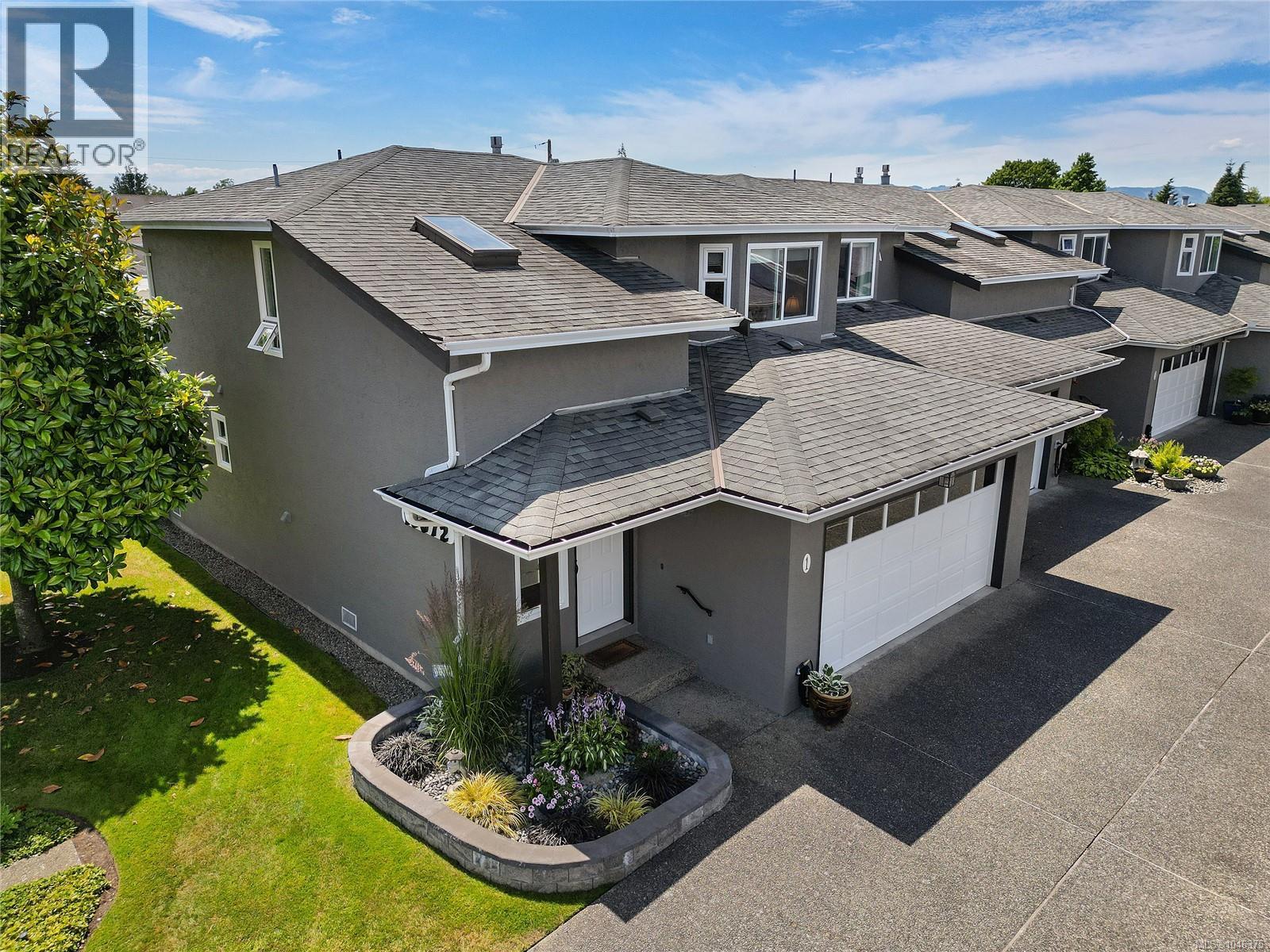 1 10072 Third St, Sidney, British Columbia