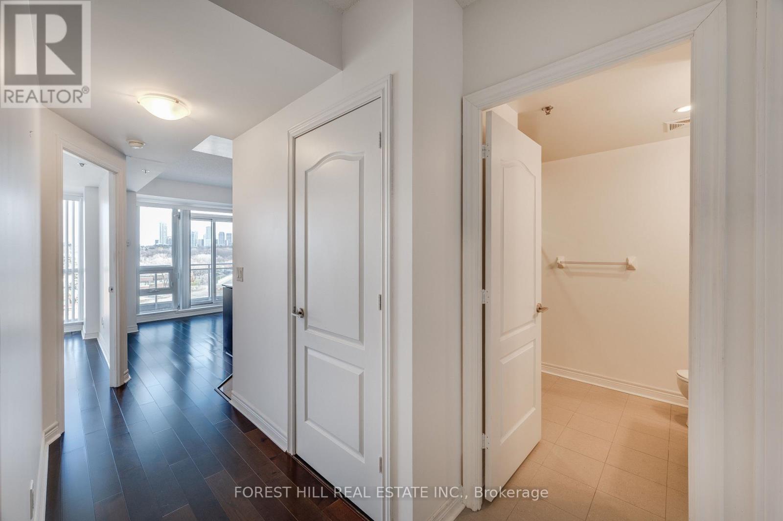510 - 2756 OLD LESLIE STREET Toronto (Bayview Village), ON M2K 0E2