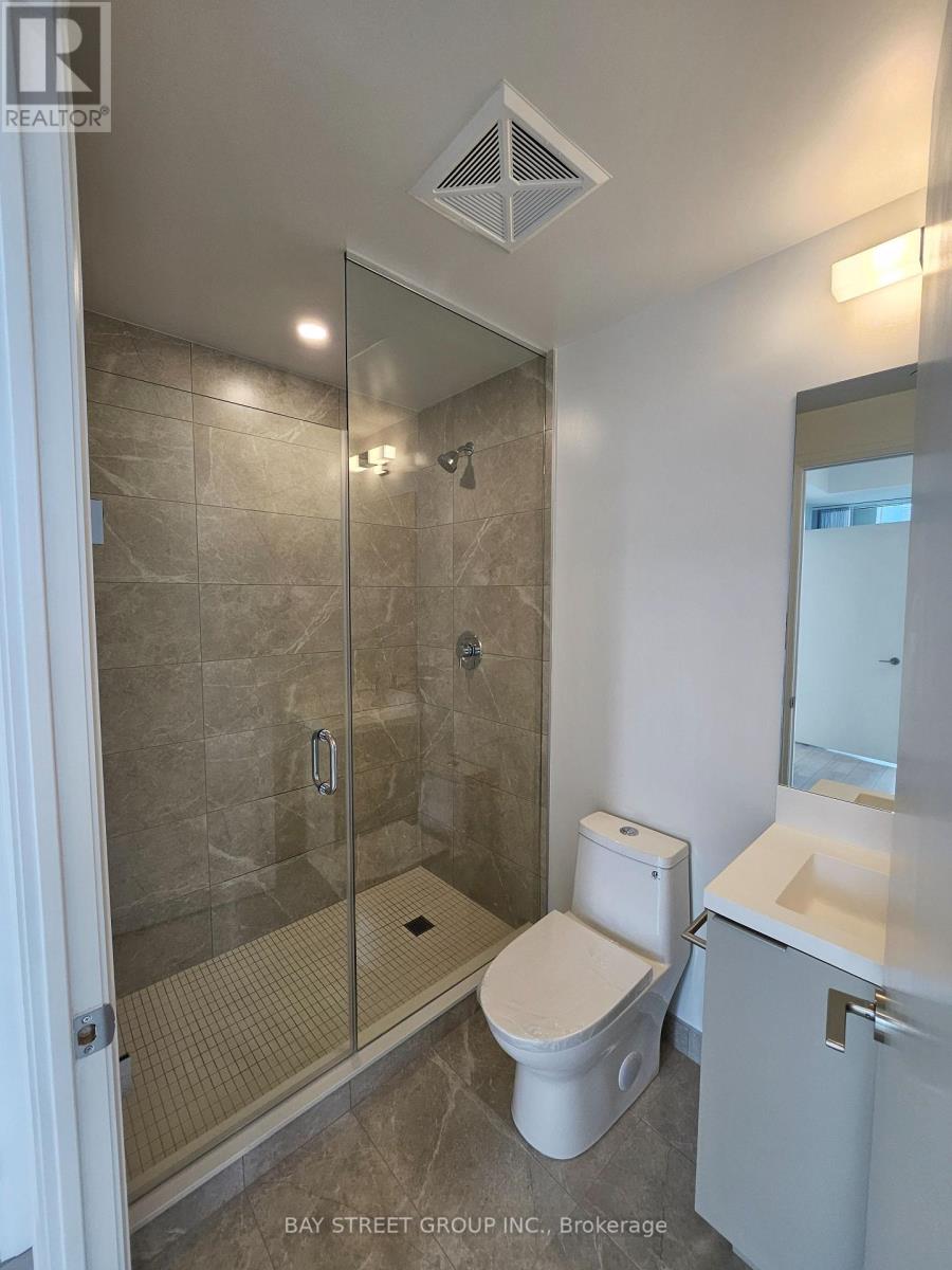 2206 - 400 King Street W, Toronto, Ontario  M5V 0X8 - Photo 11 - C13653476