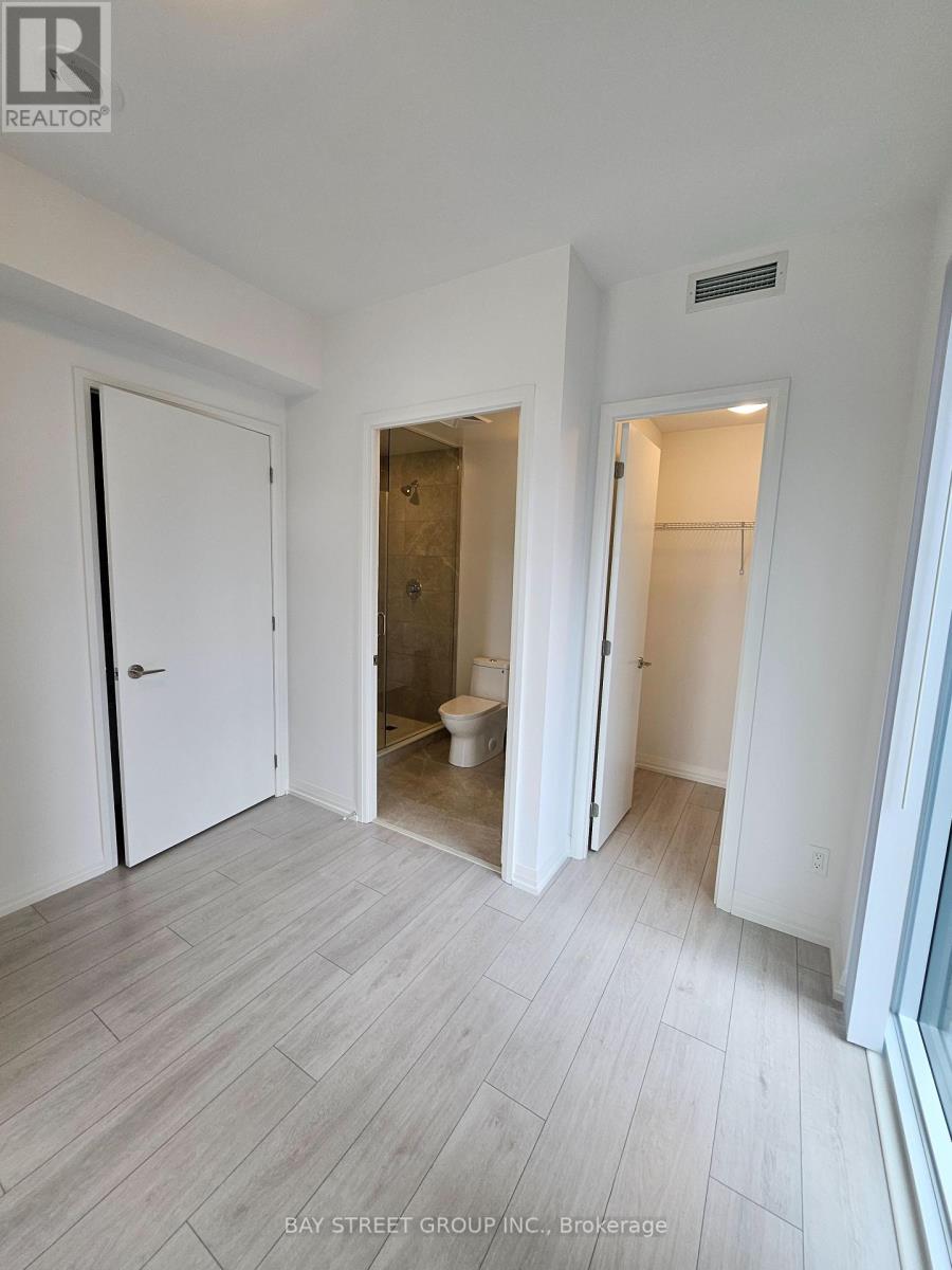 2206 - 400 King Street W, Toronto, Ontario  M5V 0X8 - Photo 14 - C13653476