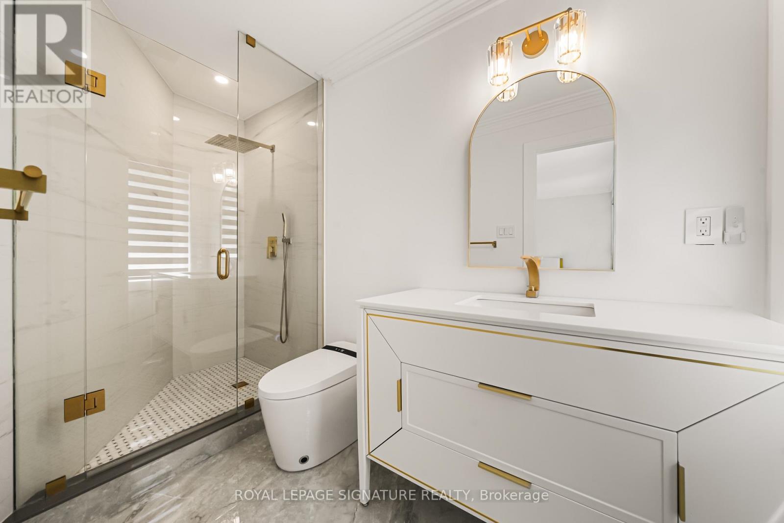 492 Old Orchard Grove, Toronto, Ontario  M5M 2G5 - Photo 27 - C13653492