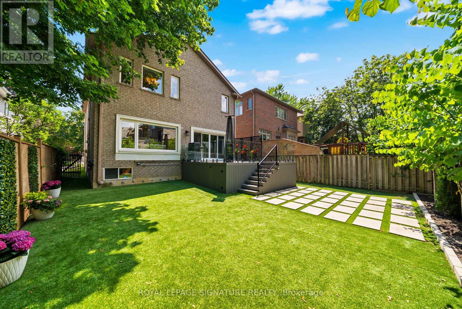 492 Old Orchard Grove, Toronto, Ontario  M5M 2G5 - Photo 31 - C13653492