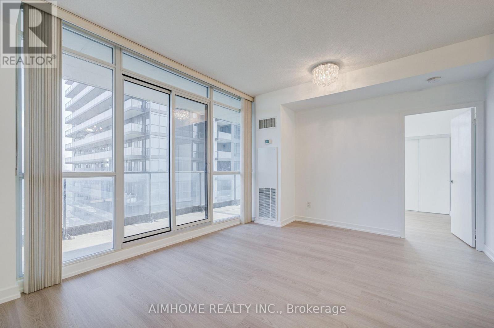 2109 - 29 Singer Court, Toronto, Ontario  M2K 0B3 - Photo 17 - C13653506