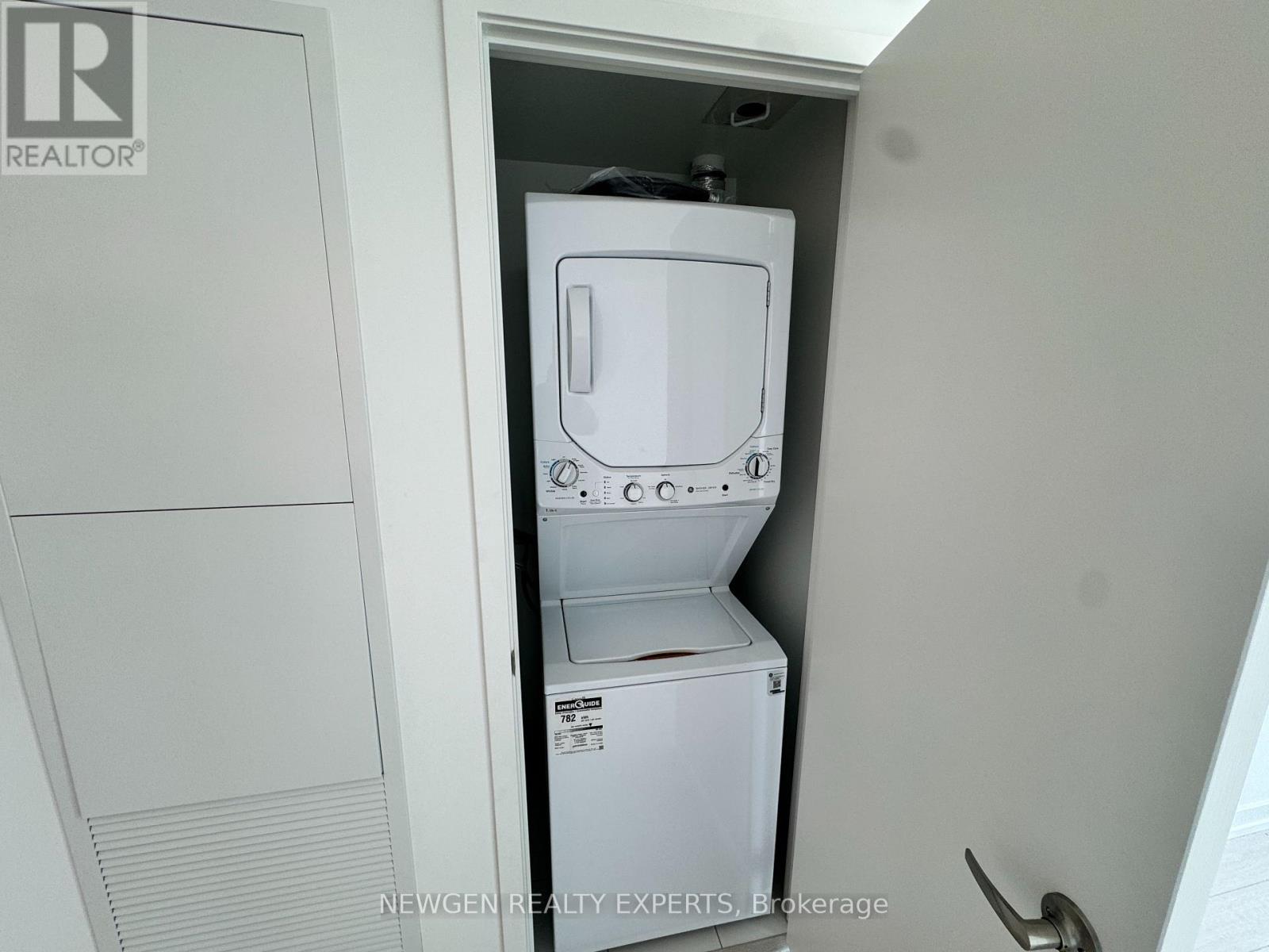 1201 - 4010 Eglinton Avenue W, Toronto, Ontario  M9A 0G5 - Photo 13 - W13653466