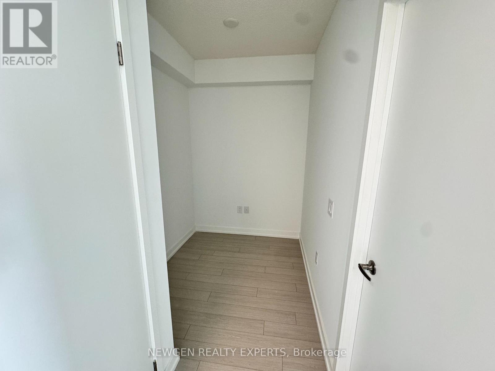 1201 - 4010 Eglinton Avenue W, Toronto, Ontario  M9A 0G5 - Photo 7 - W13653466