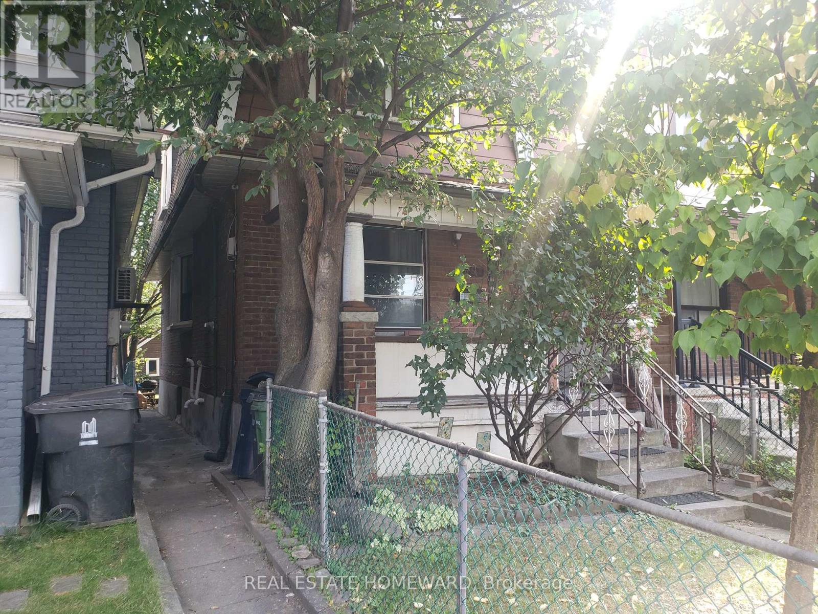 2  (1st Flr) - 687 Dupont Street, Toronto, Ontario  M6G 1Z5 - Photo 2 - W13653488