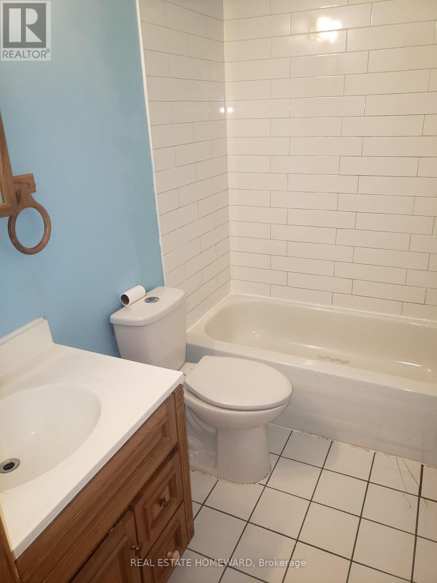 2  (1st Flr) - 687 Dupont Street, Toronto, Ontario  M6G 1Z5 - Photo 6 - W13653488