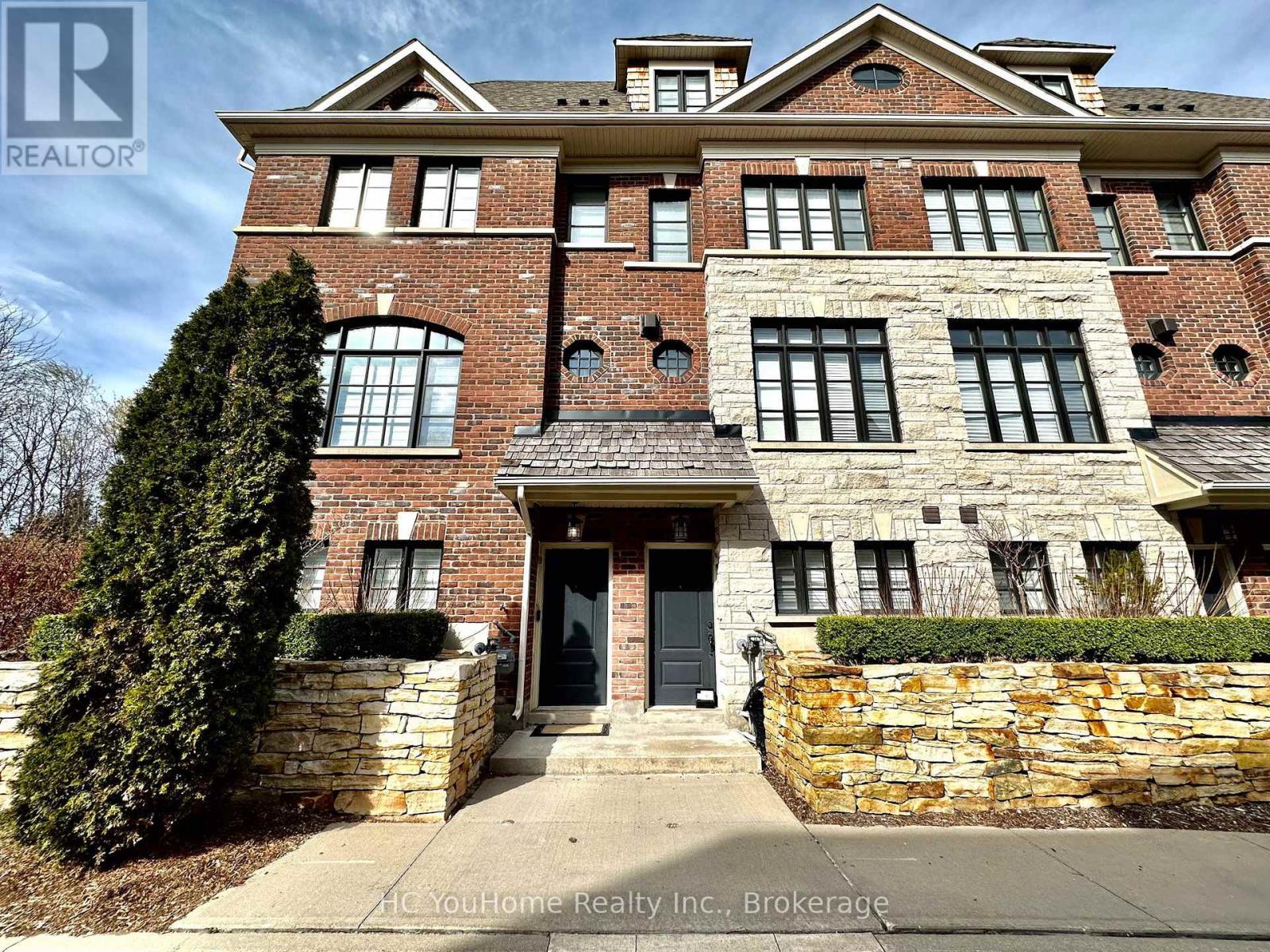 2097 QUEENSBOROUGH GATE, Mississauga, Ontario