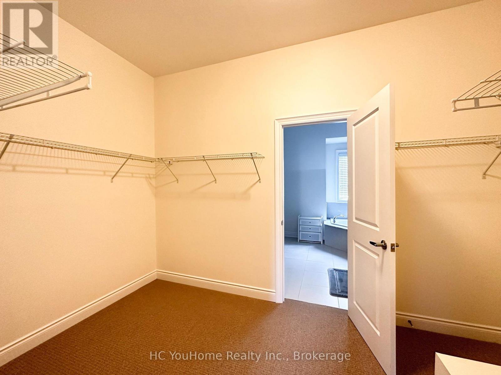 2097 Queensborough Gate, Mississauga, Ontario  L5M 0X9 - Photo 20 - W13653496