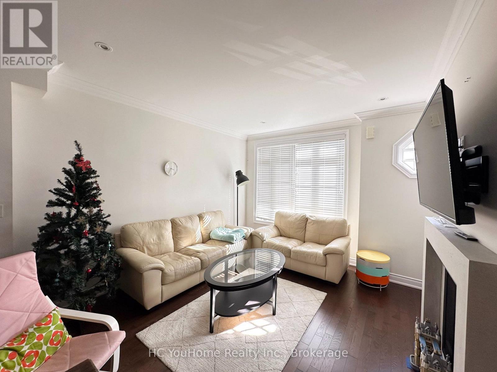 2097 Queensborough Gate, Mississauga, Ontario  L5M 0X9 - Photo 8 - W13653496
