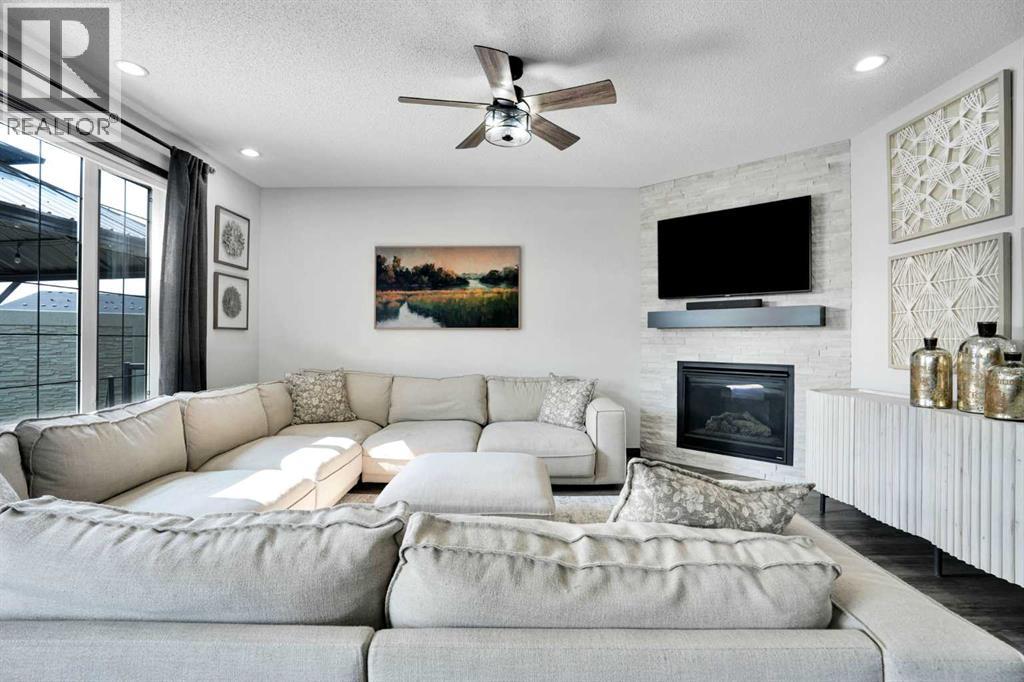 95 Morningside Mews SW, Airdrie, Alberta  T4B 0X2 - Photo 7 - A2335553