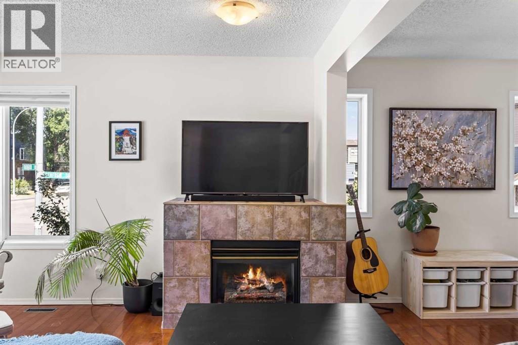 690 Regal Park NE, Calgary, Alberta  T2E 0S6 - Photo 8 - A2335108