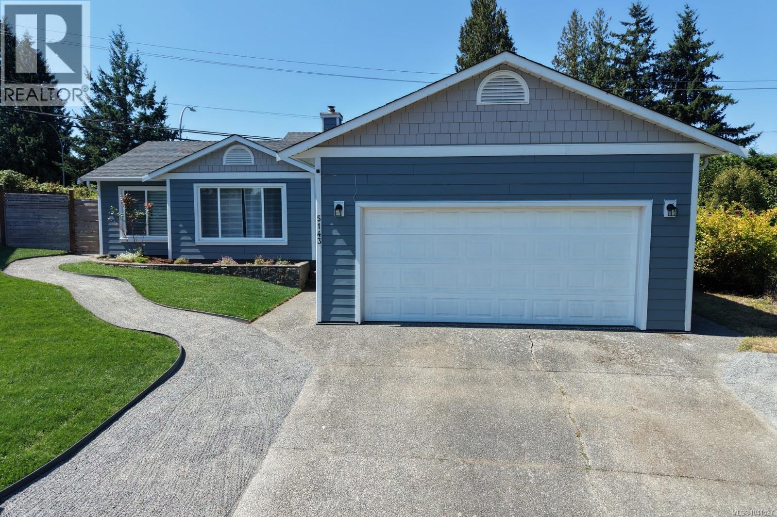 5143 Broughton Pl, Nanaimo, British Columbia  V9T 6L4 - Photo 2 - 1041527