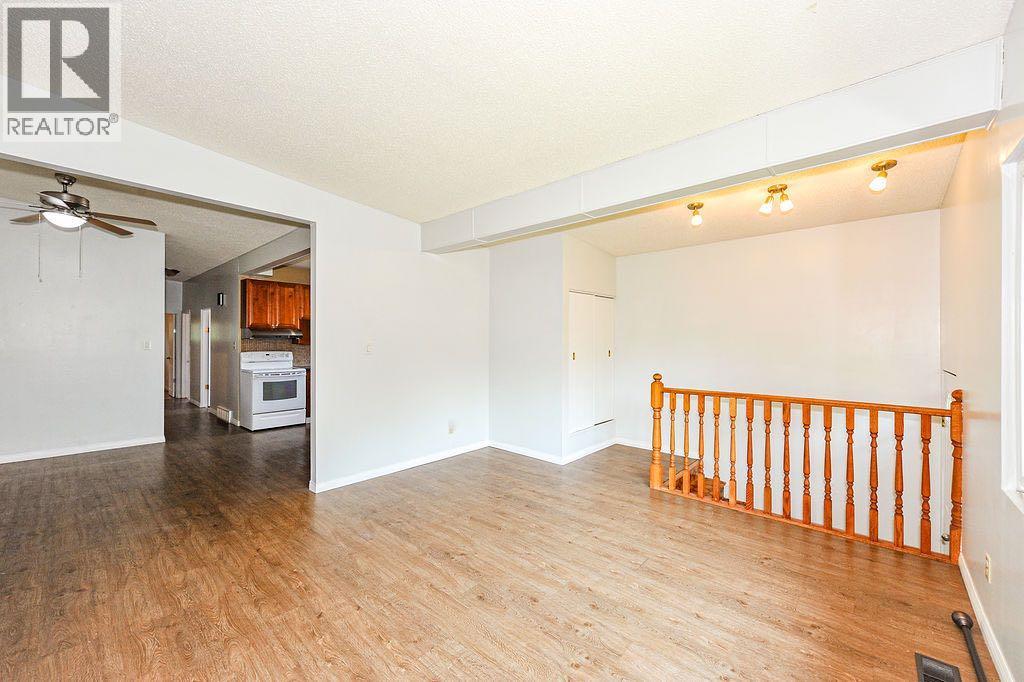 88, Mount Pleasant Drive, Camrose, Alberta  T4V 2M6 - Photo 5 - A2331944