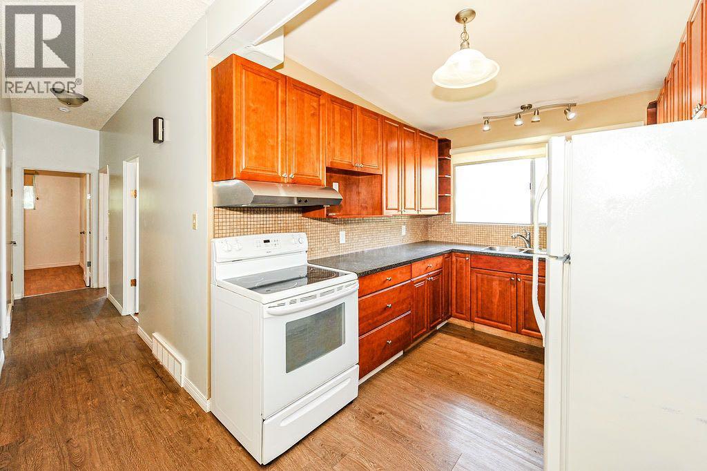 88, Mount Pleasant Drive, Camrose, Alberta  T4V 2M6 - Photo 10 - A2331944