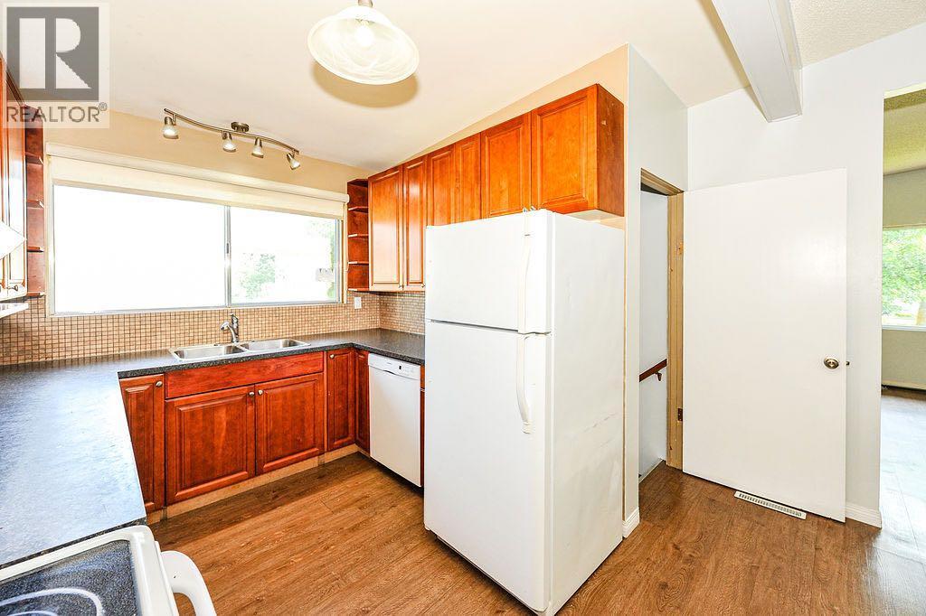 88, Mount Pleasant Drive, Camrose, Alberta  T4V 2M6 - Photo 11 - A2331944