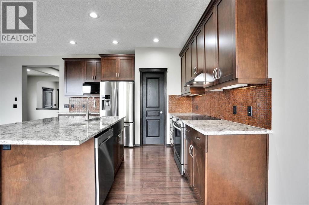 109 Pantego Terrace NW, Calgary, Alberta  T3K 0J9 - Photo 9 - A2332222