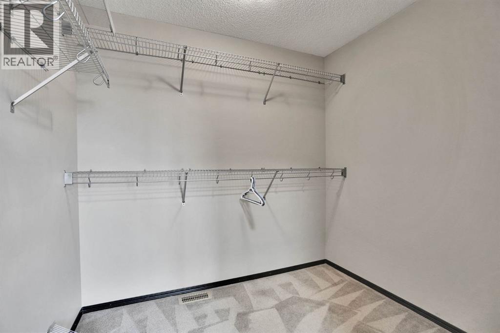 109 Pantego Terrace NW, Calgary, Alberta  T3K 0J9 - Photo 32 - A2332222