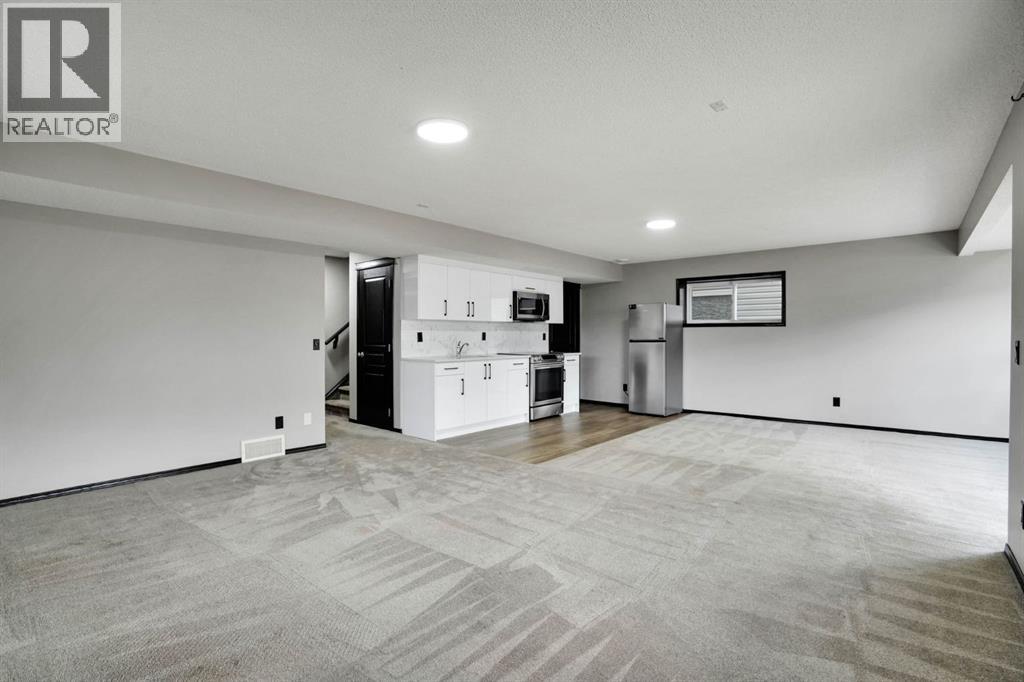 109 Pantego Terrace NW, Calgary, Alberta  T3K 0J9 - Photo 36 - A2332222