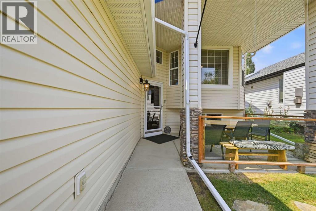 285 West Creek Springs Springs, Chestermere, Alberta  T1Y 1N7 - Photo 4 - A2335609