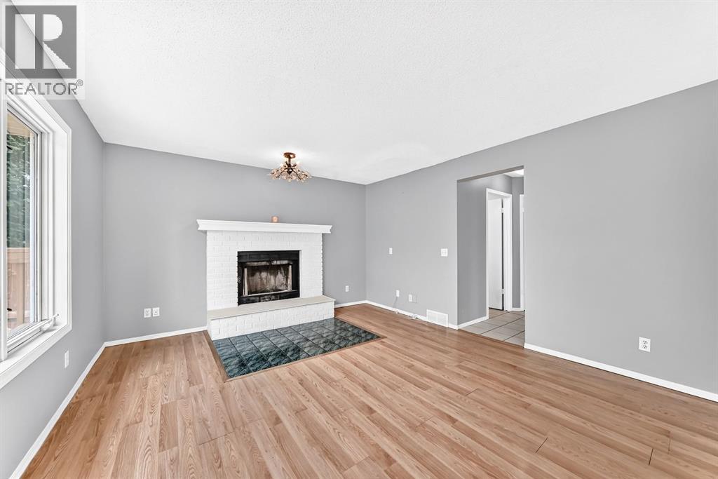 434 Millrise Drive SW, Calgary, Alberta  T2Y 2W5 - Photo 10 - A2335546