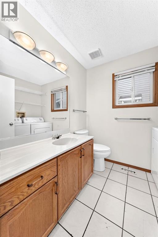 434 Millrise Drive SW, Calgary, Alberta  T2Y 2W5 - Photo 17 - A2335546